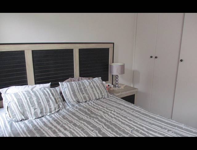 1 BEDROOM APARTMENT FOR SALE IN HELDERKRUIN
